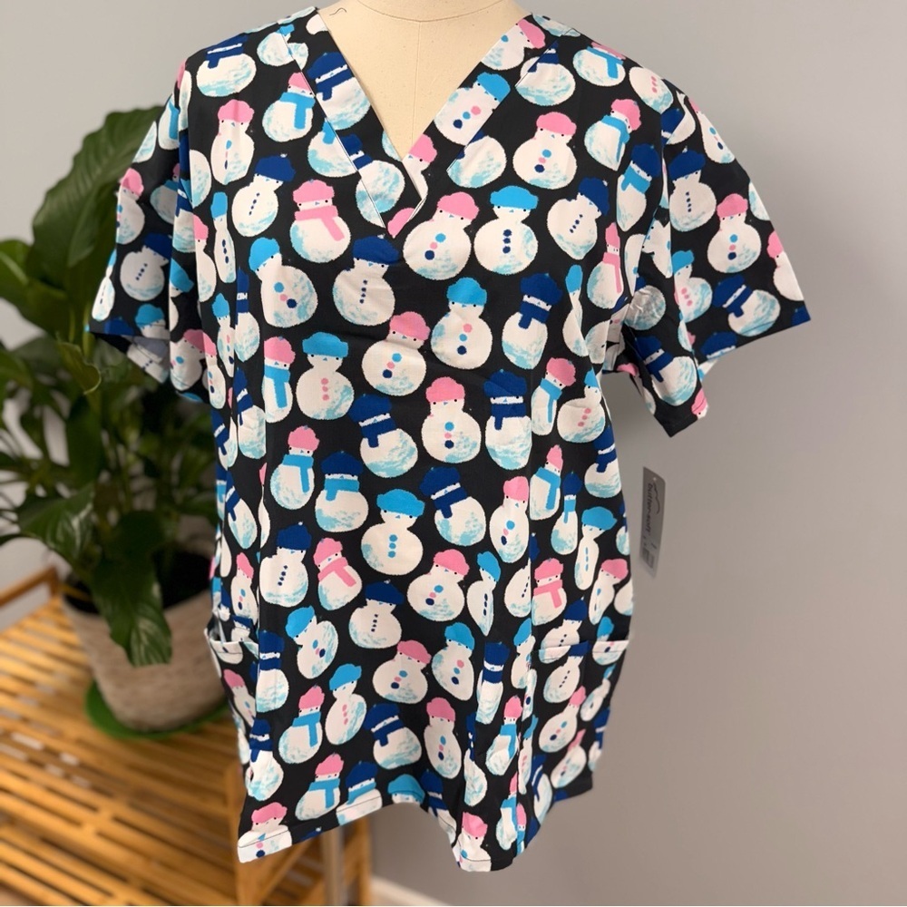NWT Buttersoft Scrub Top Plus 2X Black w/ Snowman Cotton Scrubs Winter Snowmen